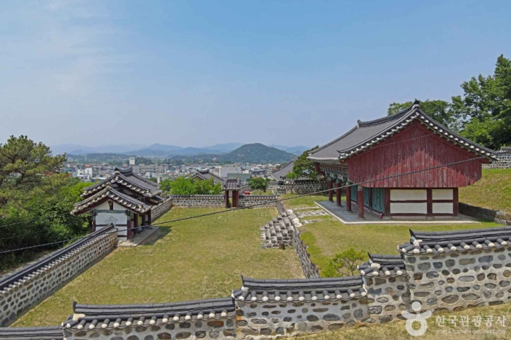 의열사 (부여) 여행 추천 - 메고지고