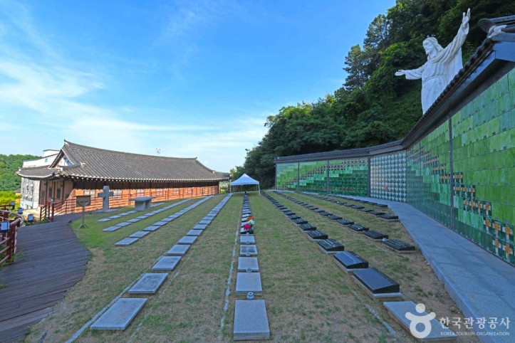 대한성공회 진천성당 여행 추천 - 메고지고