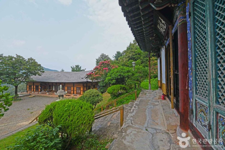 봉서사(완주) 여행 추천 - 메고지고