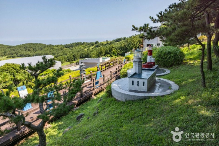 우도 등대 여행 추천 - 메고지고