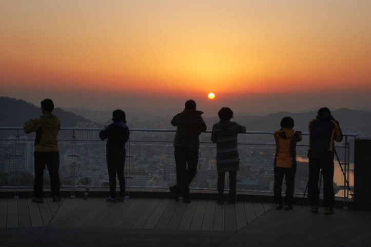선학산전망대 여행 추천 - 메고지고