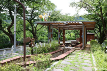 수안보온천 관광특구 여행 추천 - 메고지고