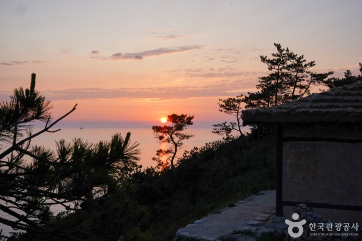 자산어보 촬영지 여행 추천 - 메고지고