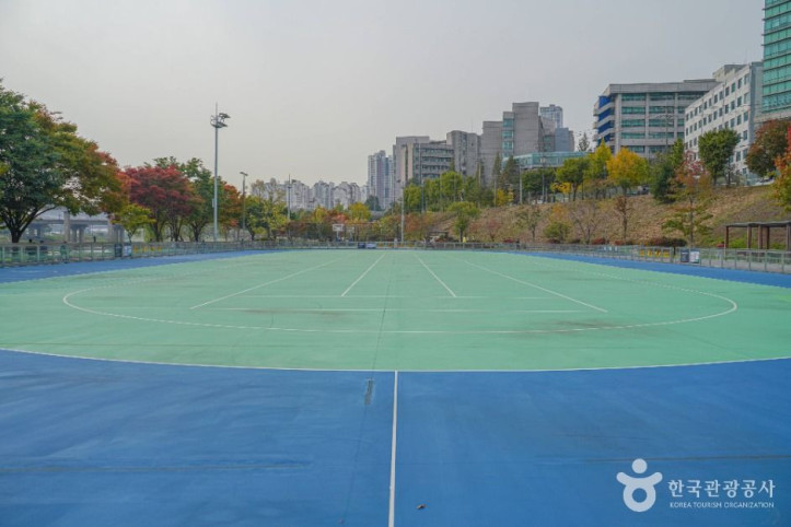 살곶이체육공원 여행 추천 - 메고지고