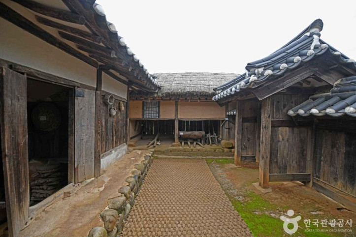 제천 지곡리 고가 여행 추천 - 메고지고