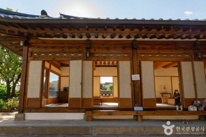 북촌 한옥청 여행 추천 - 메고지고