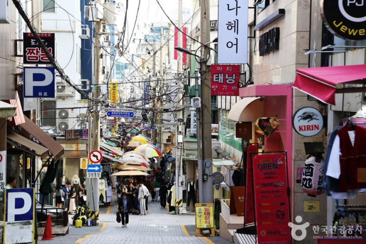용두산 자갈치 관광특구 여행 추천 - 메고지고