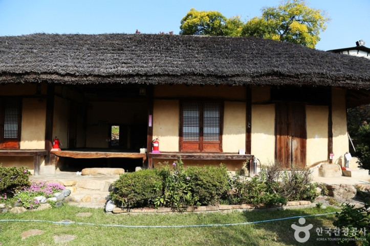창녕 진양하씨 고택 여행 추천 - 메고지고