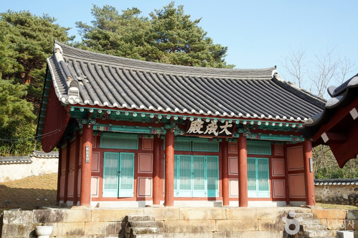 양양향교 여행 추천 - 메고지고