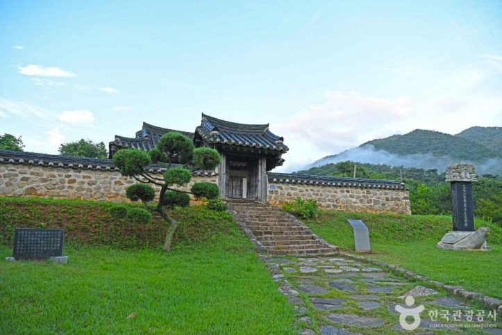 괴산 수월정 여행 추천 - 메고지고