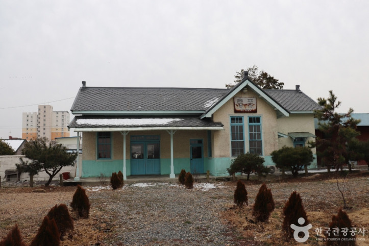 익산 춘포역사 여행 추천 - 메고지고