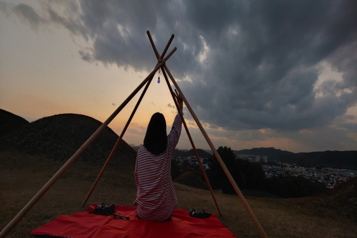 무덤덤투어(더휴앤) 여행 추천 - 메고지고