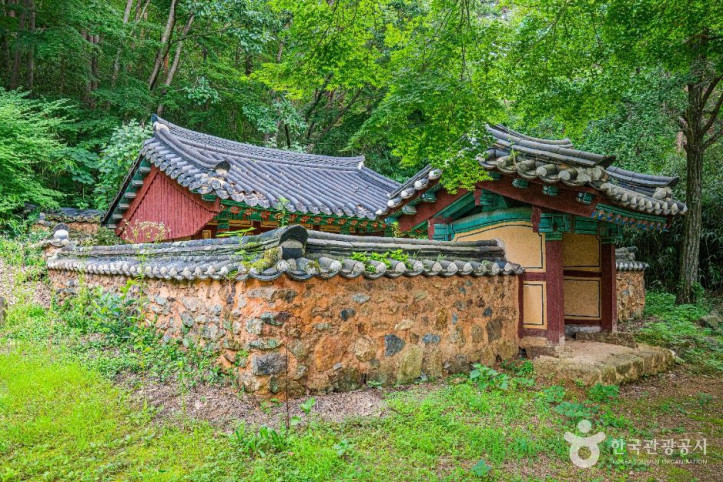 용진정사 여행 추천 - 메고지고