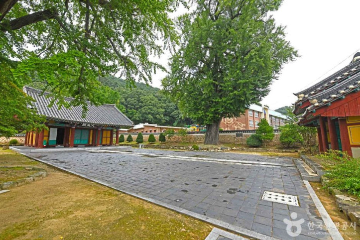 정읍향교 여행 추천 - 메고지고