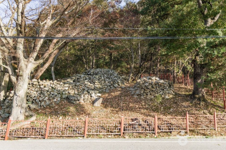 괴산 문당리 서낭단 여행 추천 - 메고지고