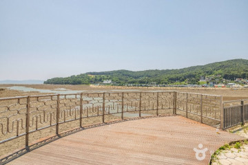 동검도(나들길,캠핑,예술극장) 여행 추천 - 메고지고