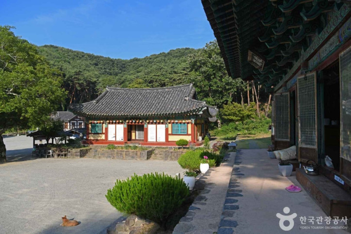 영랑사(당진) 여행 추천 - 메고지고