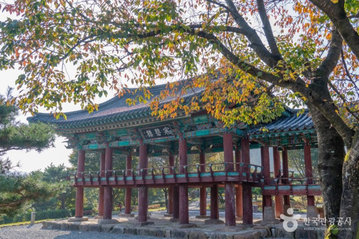 제천 청풍 한벽루 여행 추천 - 메고지고