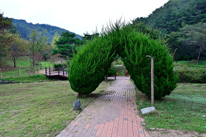 입곡문화공원 여행 추천 - 메고지고