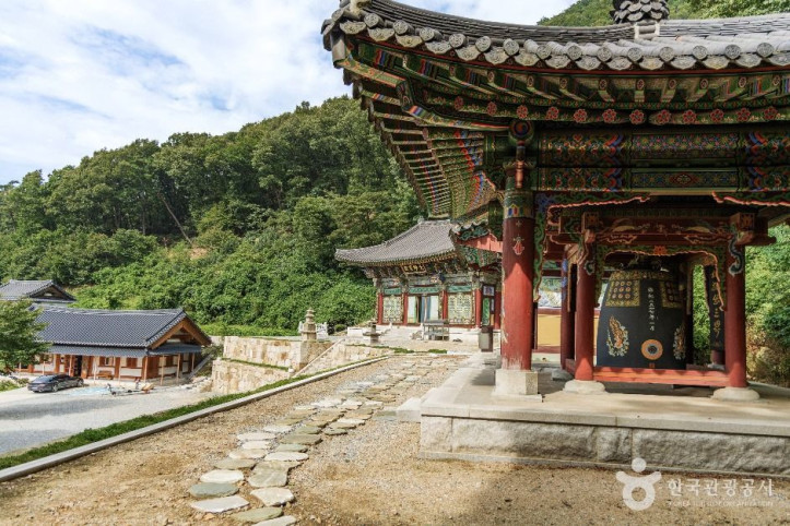 용덕사 여행 추천 - 메고지고