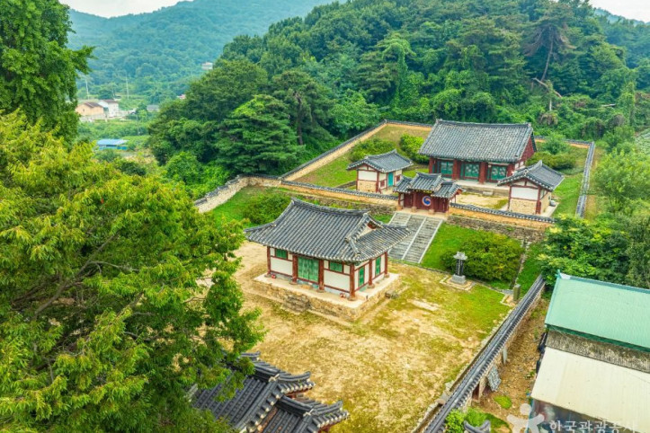 죽산향교 여행 추천 - 메고지고