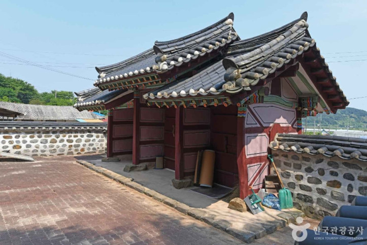 퇴수서원 여행 추천 - 메고지고