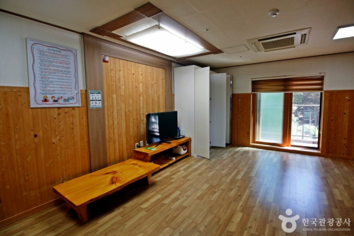 만인산푸른학습원 여행 추천 - 메고지고