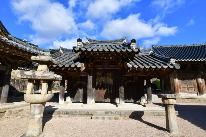 통도사(양산) 여행 추천 - 메고지고