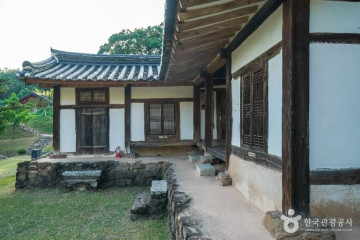 가실성당 여행 추천 - 메고지고