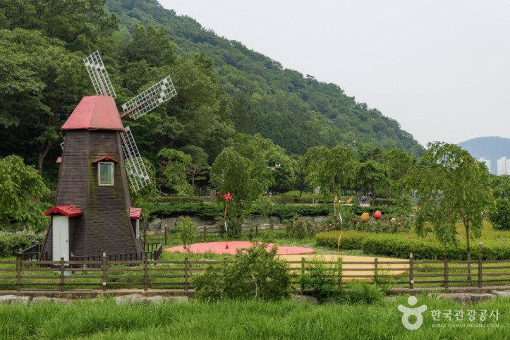 용두공원 여행 추천 - 메고지고
