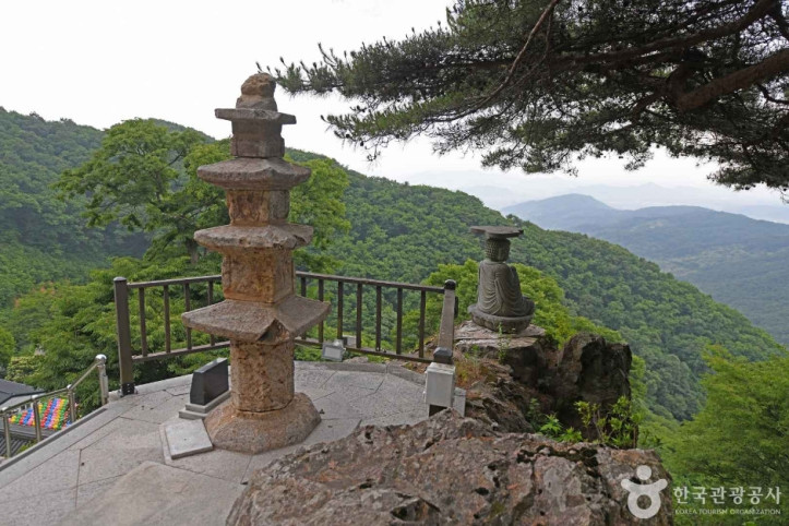 동혈사 여행 추천 - 메고지고