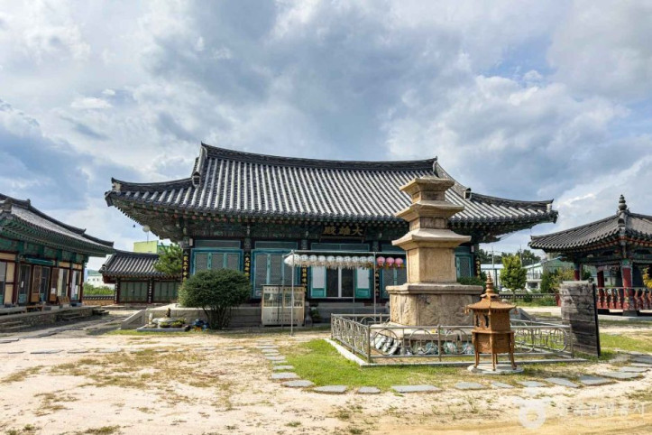 신흥사(영천) 여행 추천 - 메고지고