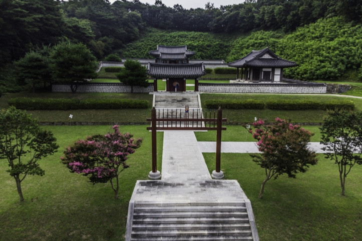 김좌진장군 사당 여행 추천 - 메고지고