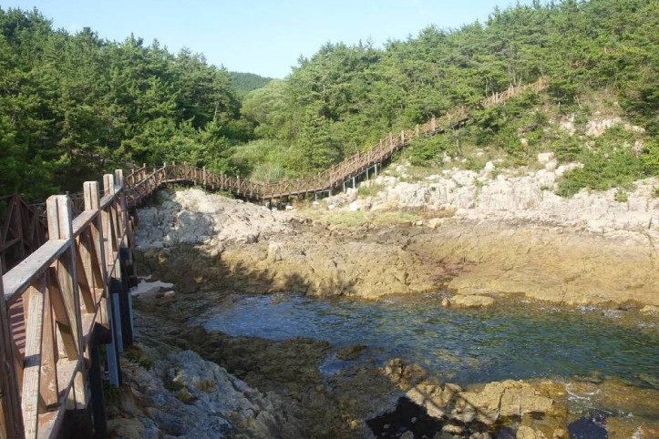 병풍바위 전망대 여행 추천 - 메고지고