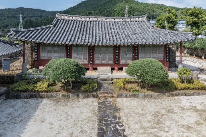 통영향교 여행 추천 - 메고지고