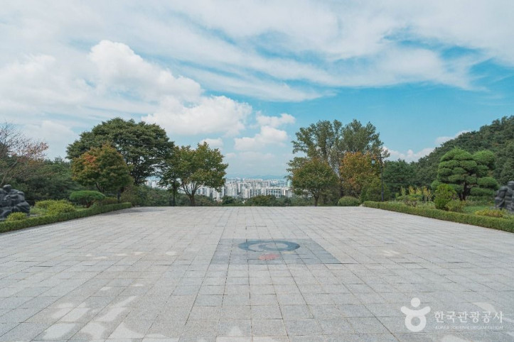 현충탑(하남) 여행 추천 - 메고지고