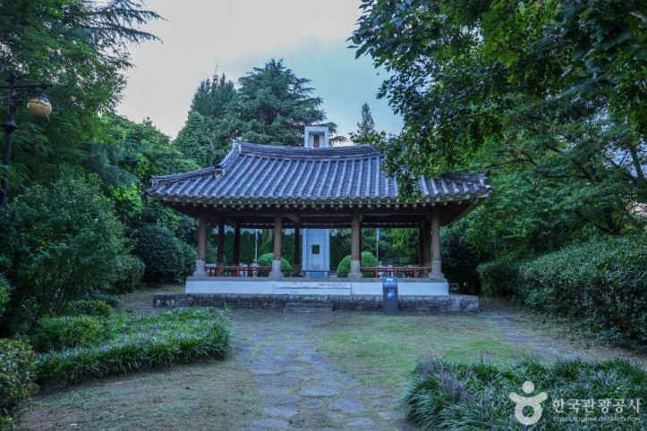 광주 경찰충혼탑 여행 추천 - 메고지고