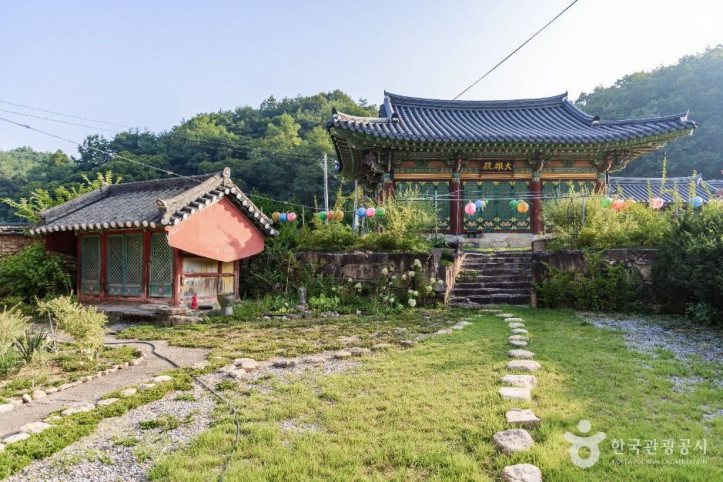 신흥사(상주) 여행 추천 - 메고지고