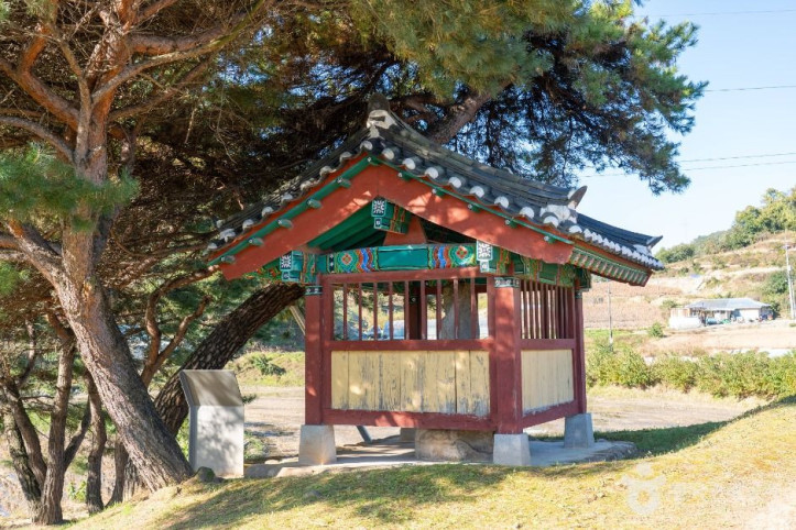 제천 시곡리 석조여래입상 여행 추천 - 메고지고