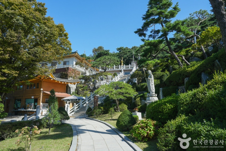 흥륜사(인천) 여행 추천 - 메고지고