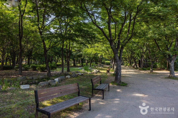인천중앙공원 여행 추천 - 메고지고