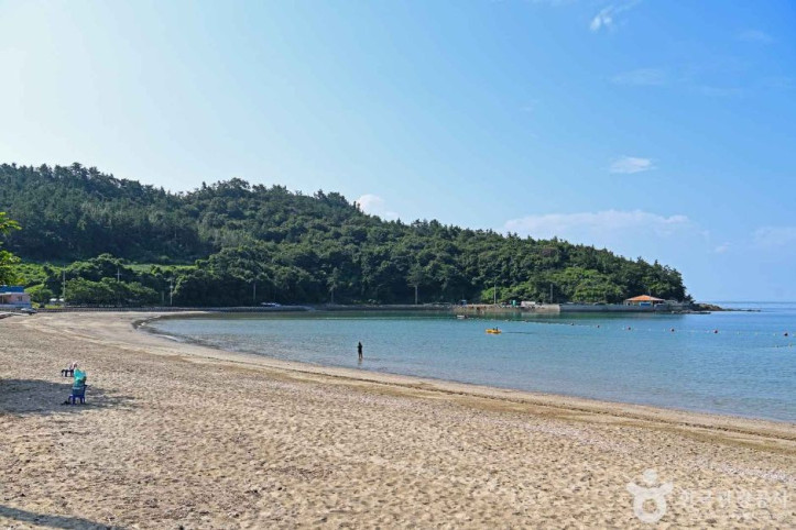 금갑해변 여행 추천 - 메고지고