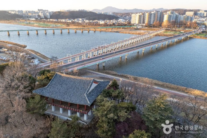 영호루 여행 추천 - 메고지고