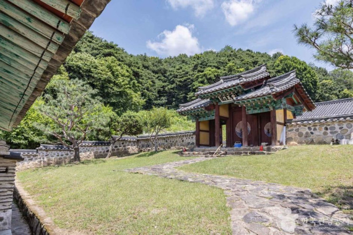 신항서원 여행 추천 - 메고지고