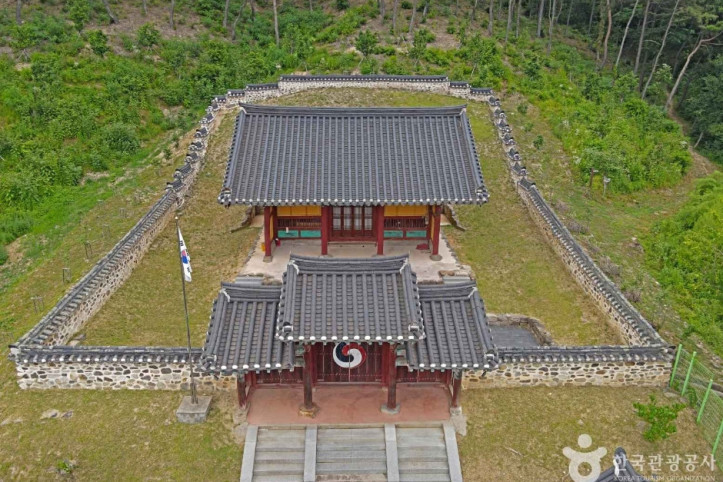 예산향교 여행 추천 - 메고지고