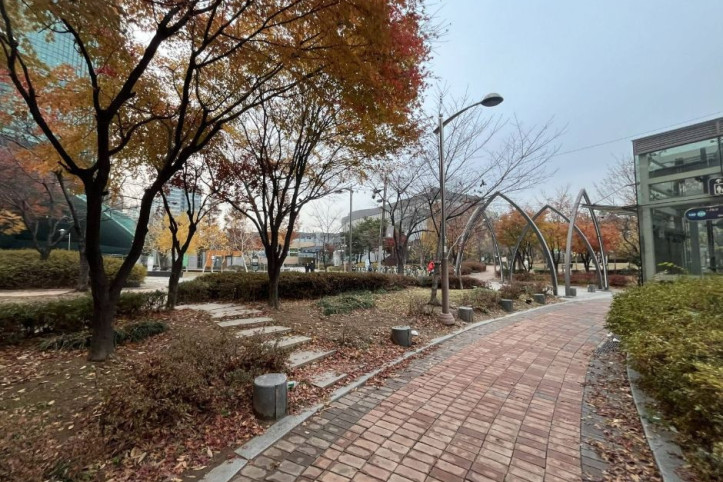 신도림테크노근린공원 여행 추천 - 메고지고