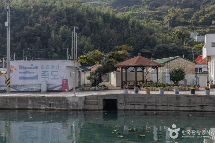 통영 죽도 여행 추천 - 메고지고