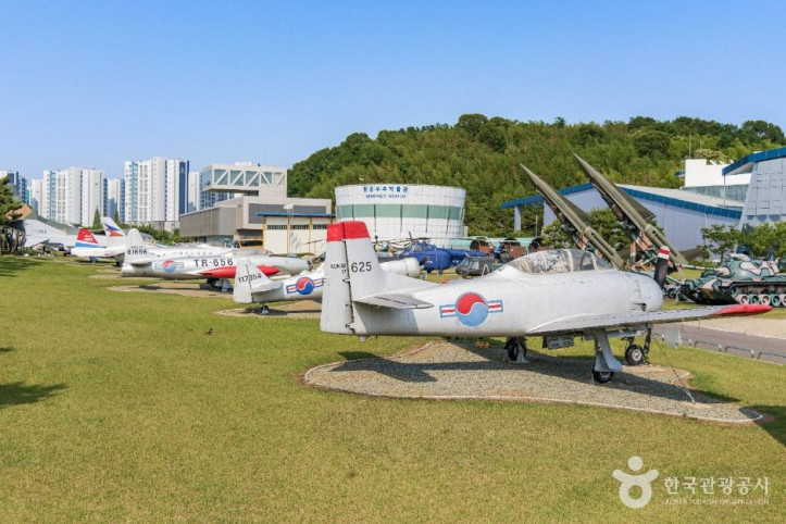 사천 항공우주박물관 여행 추천 - 메고지고