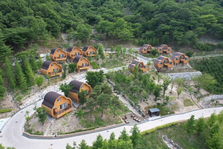 자굴산 여행 추천 - 메고지고