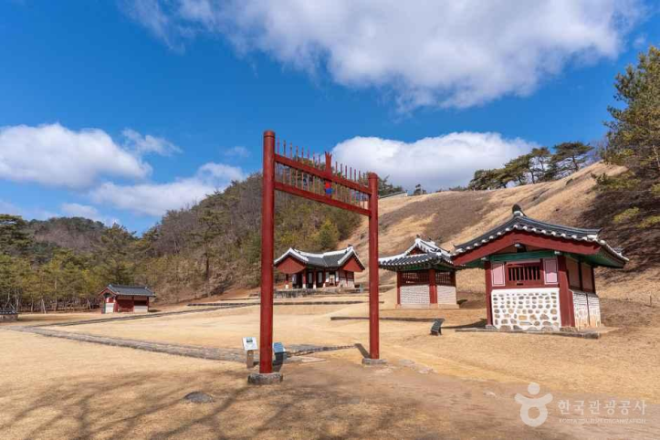 영월 장릉(단종) [유네스코 세계유산] 여행 추천 - 메고지고